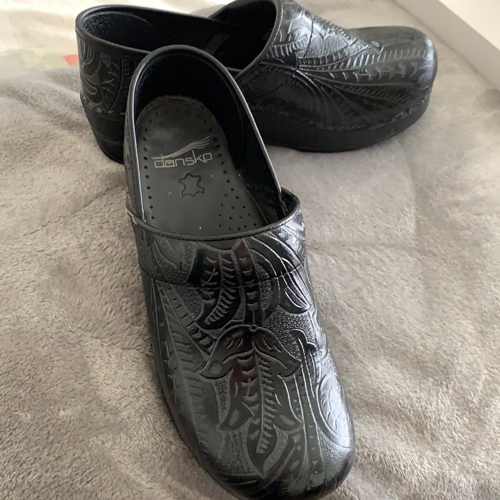 Dansko clogs size 37